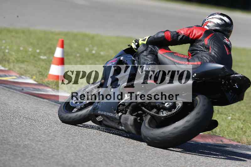 /43 08.08.2025 Discover the Bike ADR/Race 3 rot/76